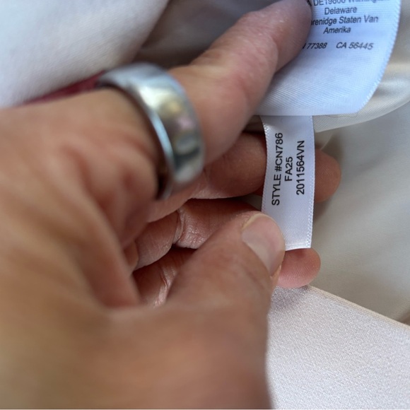 J Crew Cropped Lady Blazer In four season stretch Peach Petal Fall 2025 Size2 - Picture 9 of 9